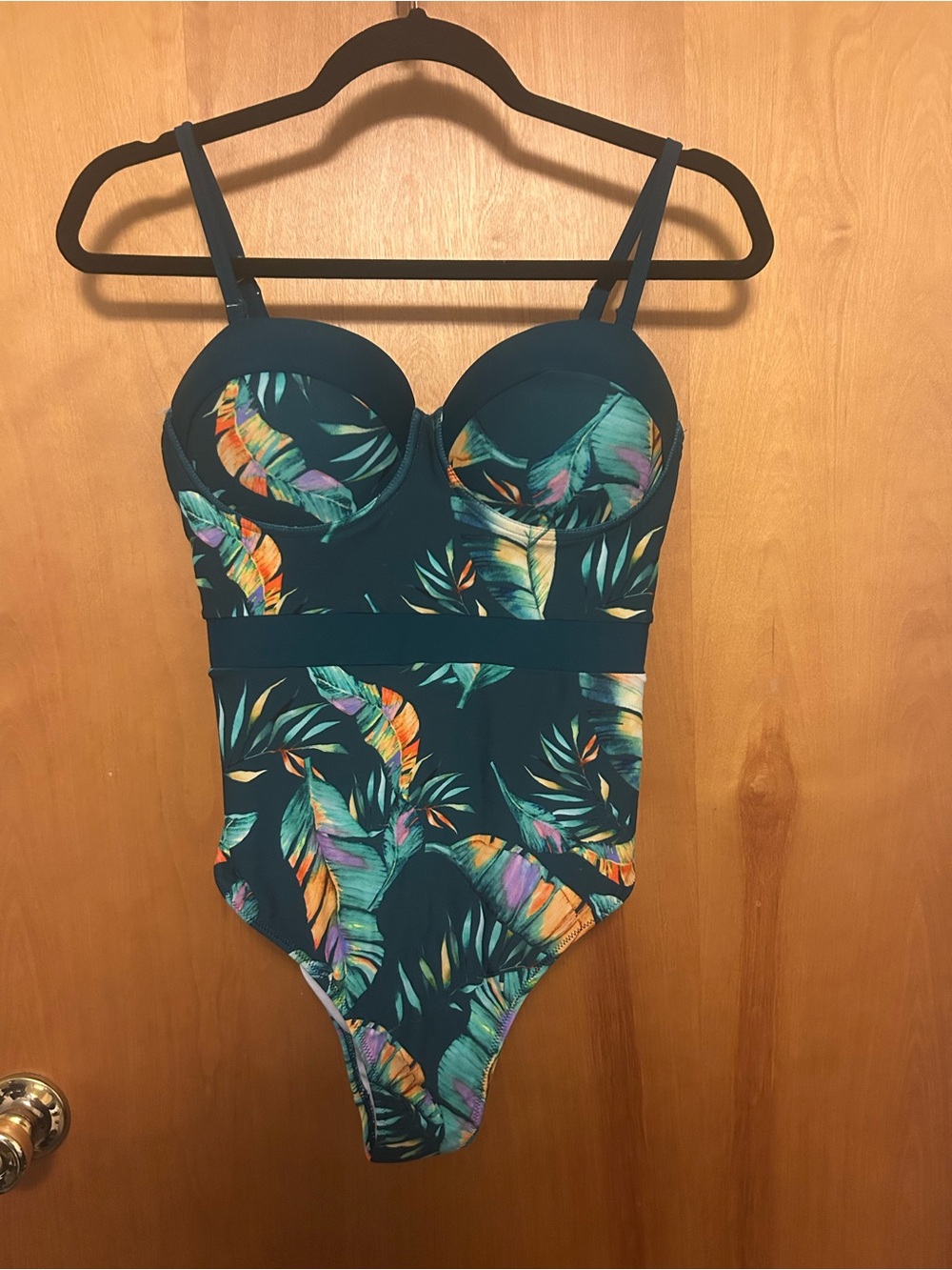 Cupshe Tropical Leafy Moulded One Piece Swimsuit Size L